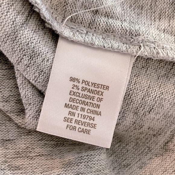 cb established 1962 women’s l/sleeve  top paisley design front and sleeves 1X - Picture 10 of 13